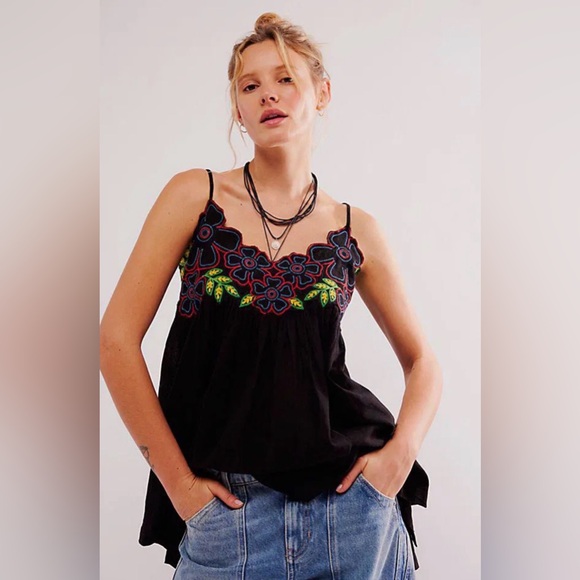 Free People Flower Patch Fields Tunic. Size See Measurements - Picture 2 of 8